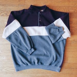 TAYLOR & HENRY Sweatshirt